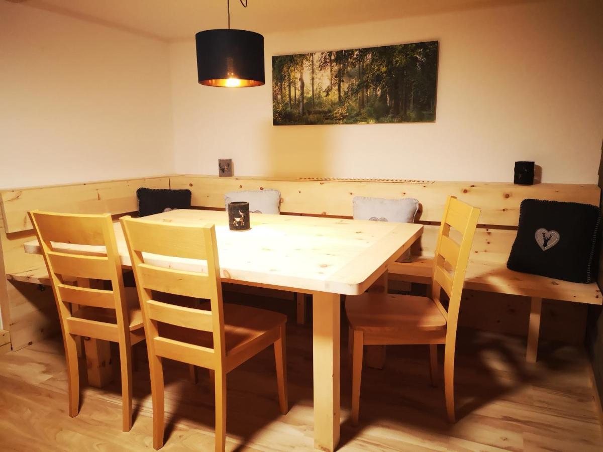 Erwin'S Appartement Bildstein Buitenkant foto